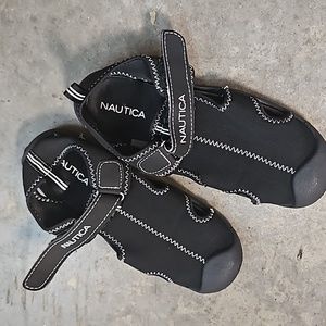 NAUTICA WATER SHOES